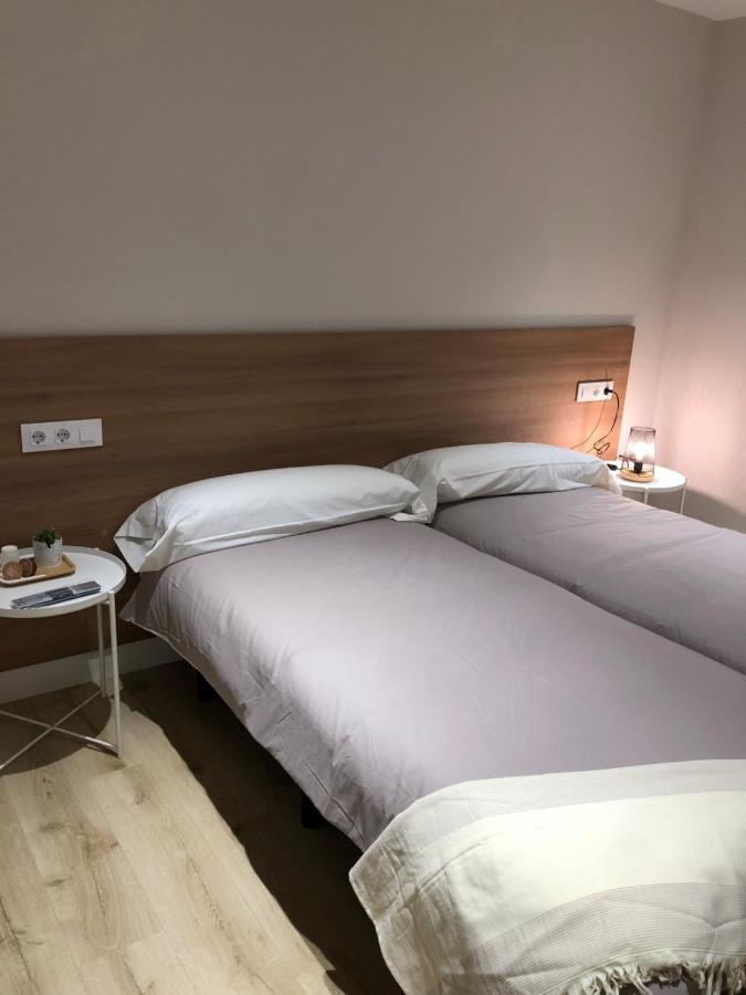 Pension La Castellana Logroño Kültér fotó